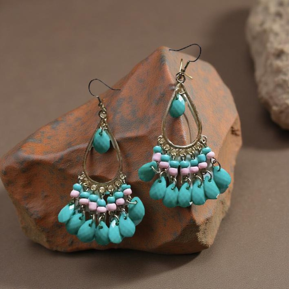 📦 REDUCED! Turquoise and Pink Beaded Teardrop Earrings